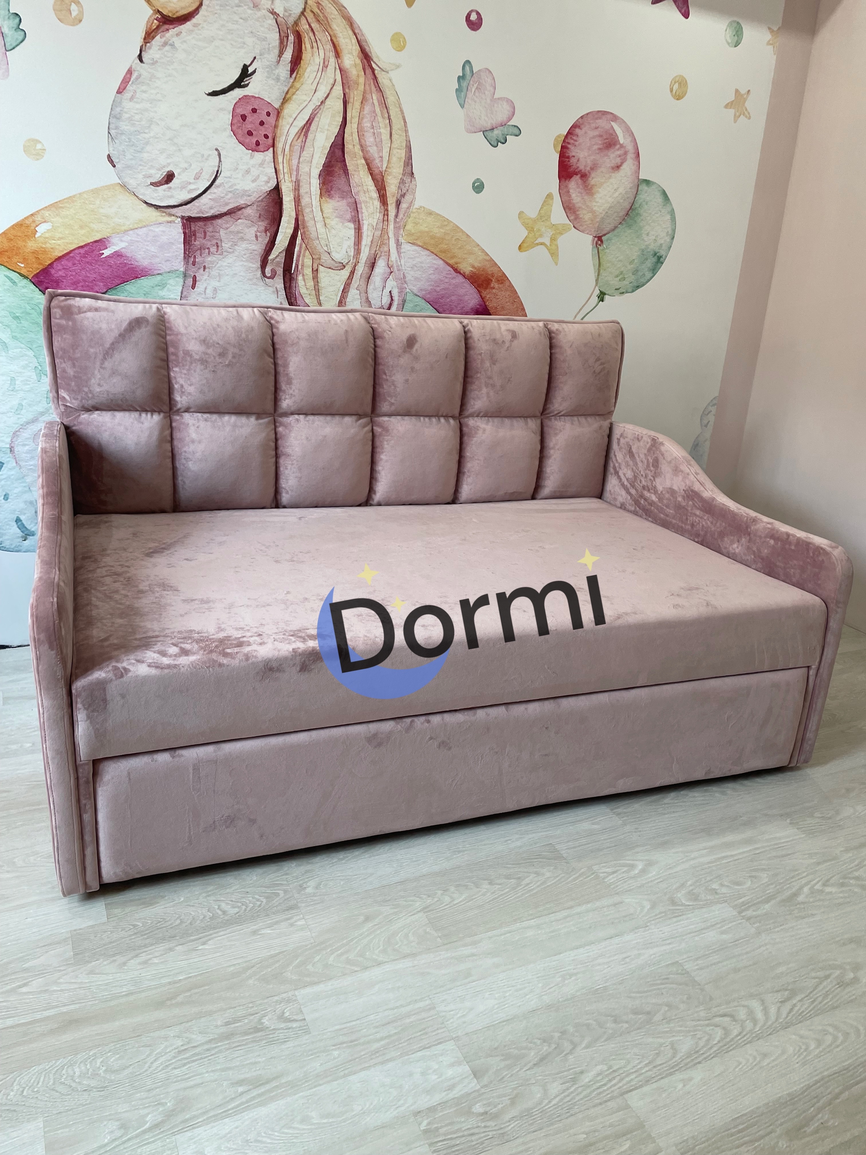 Canapea Ciocolata copii dormi.md