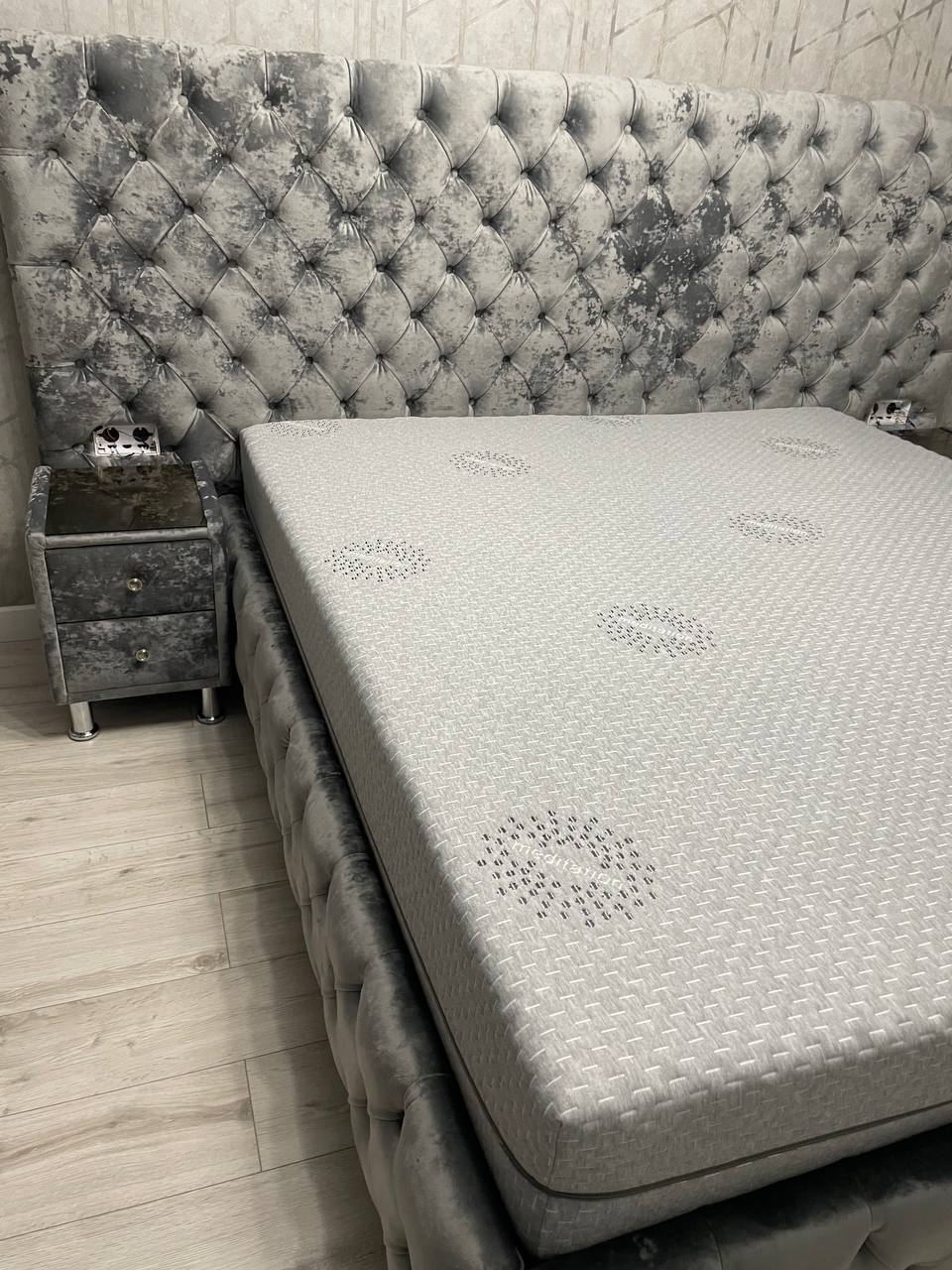 Pat Tiffany lux cu prize 1.6/2.0 dormi.md