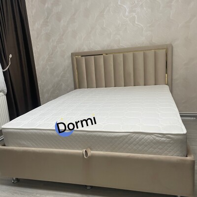 Pat Soho Lux dormi.md