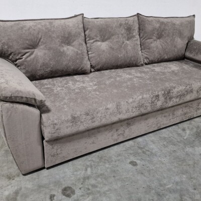 Lisa 2.4 m eurocarte