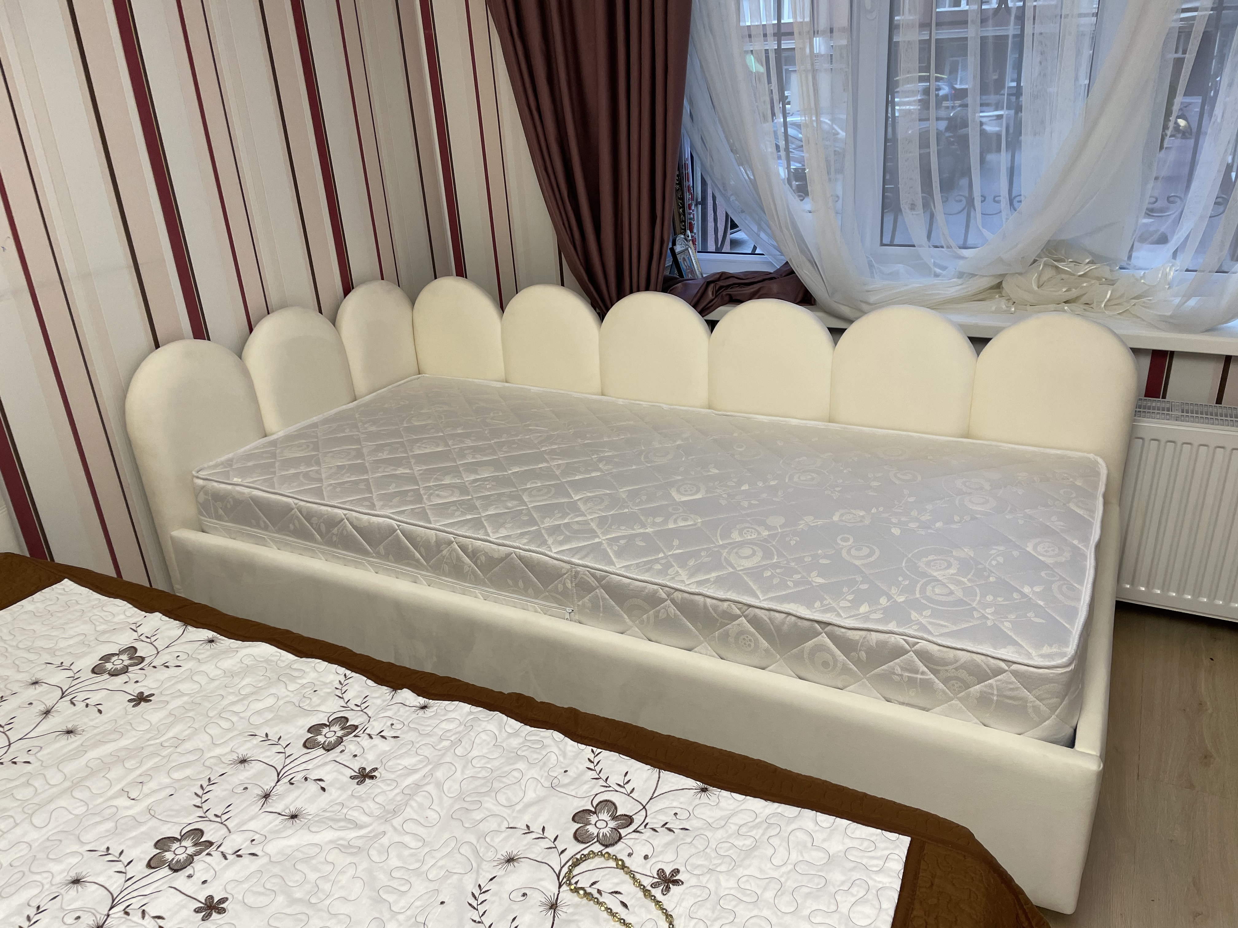 Pat Biscuiți 90*200 dormi.md