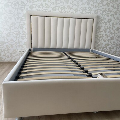 Pat California dormi.md